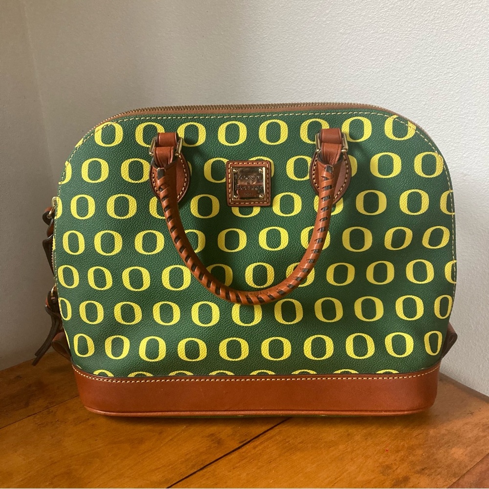 Dooney & Bourke Collegiate University of Oregon Zip Zip Satchel NWT